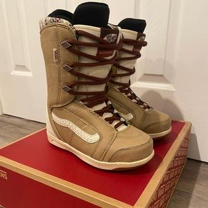 Snowboard Boot Women’s Size 6 (Vans Hi-Standard)